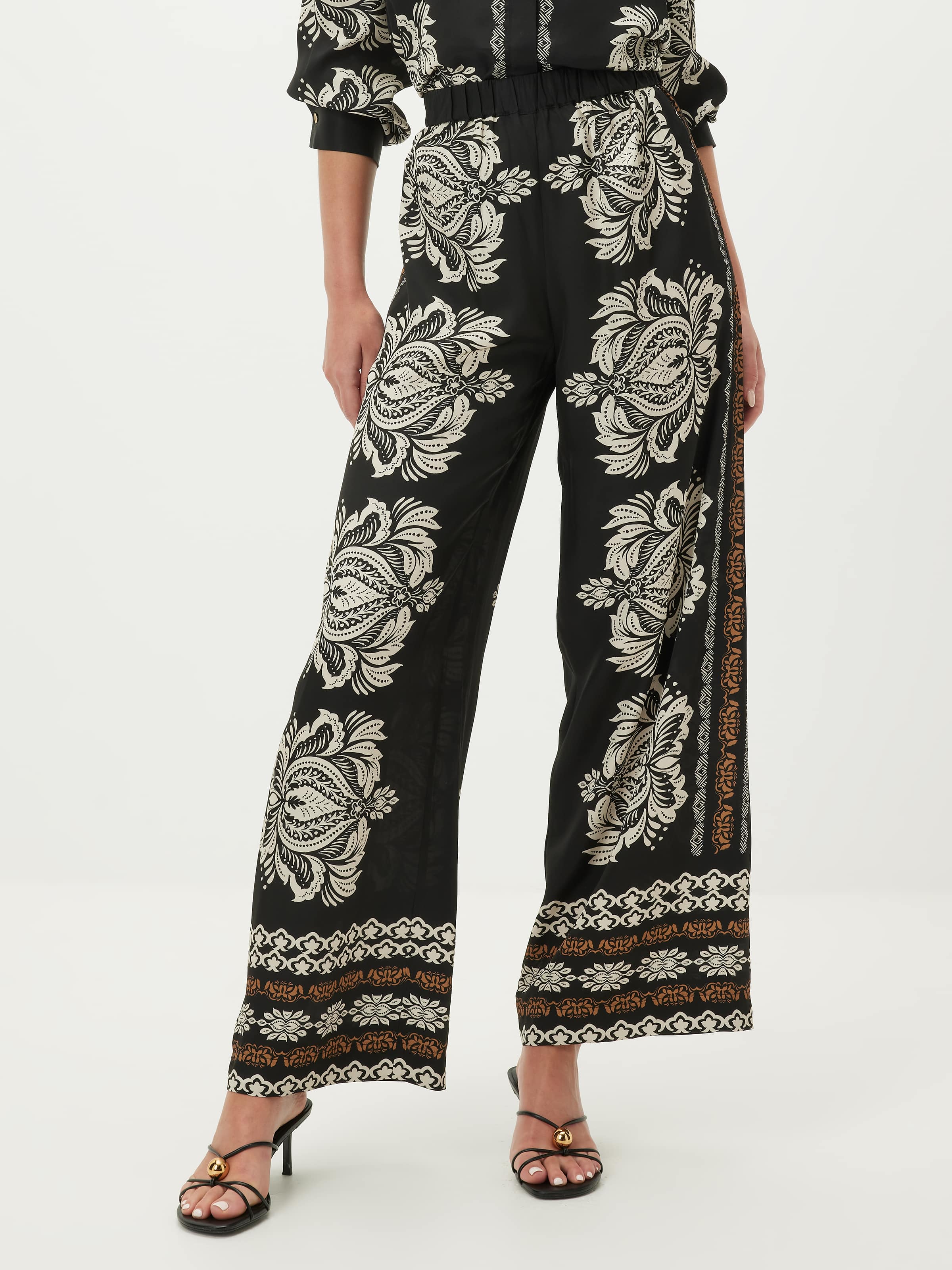 Narla Printed Pant Set