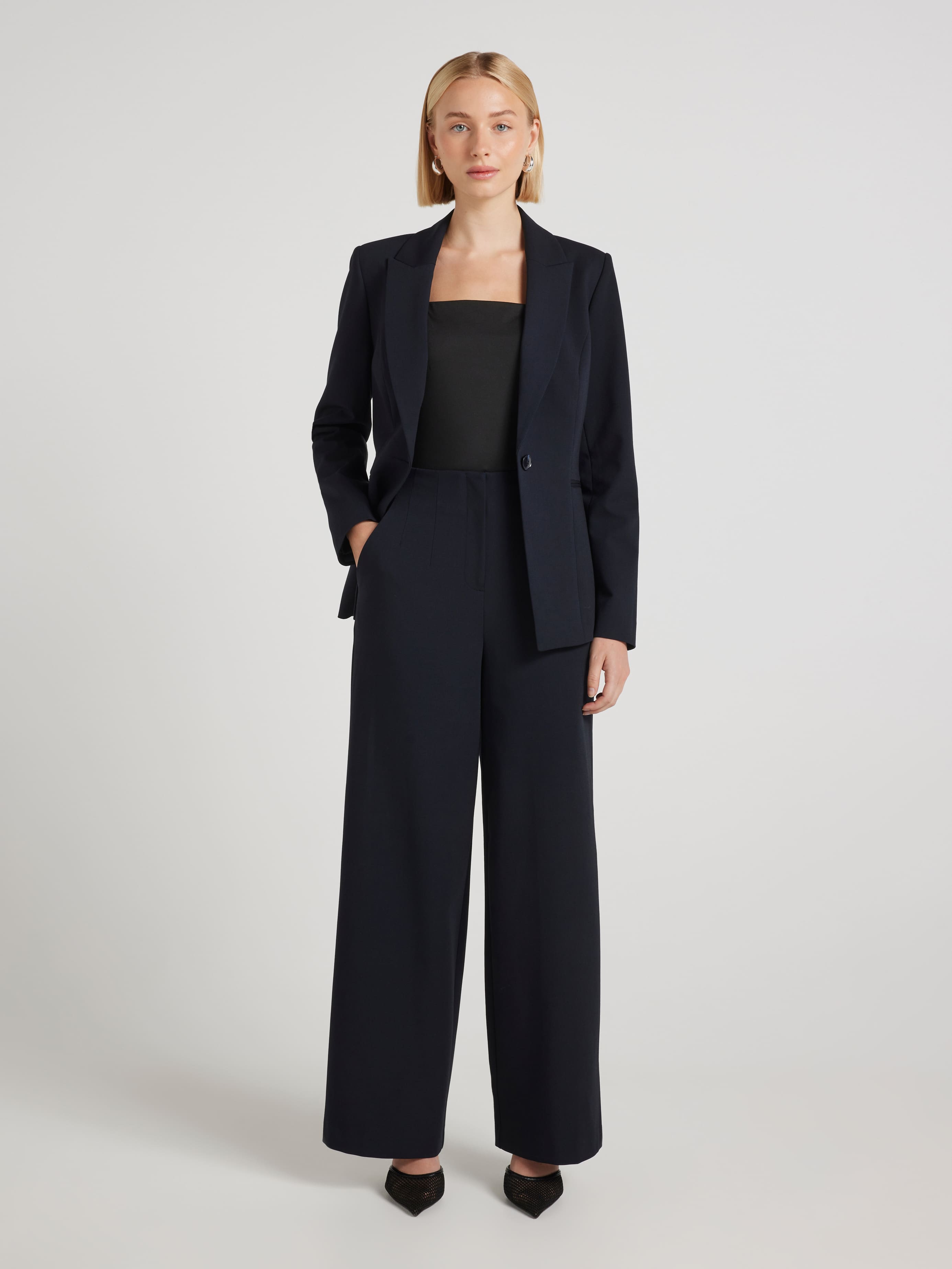 Synergy Suit Pant
