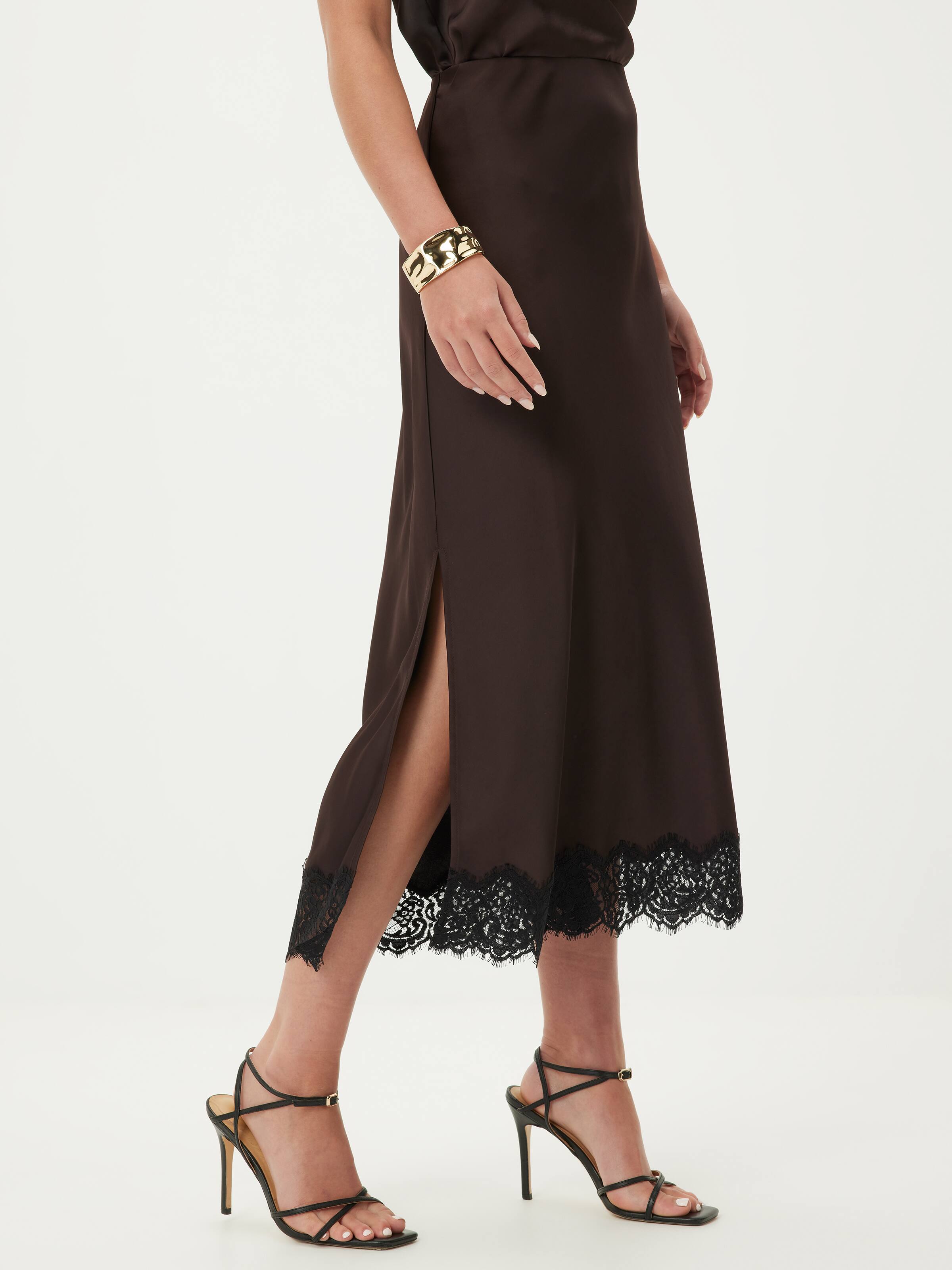 Sadie Lace Trim Satin Slip