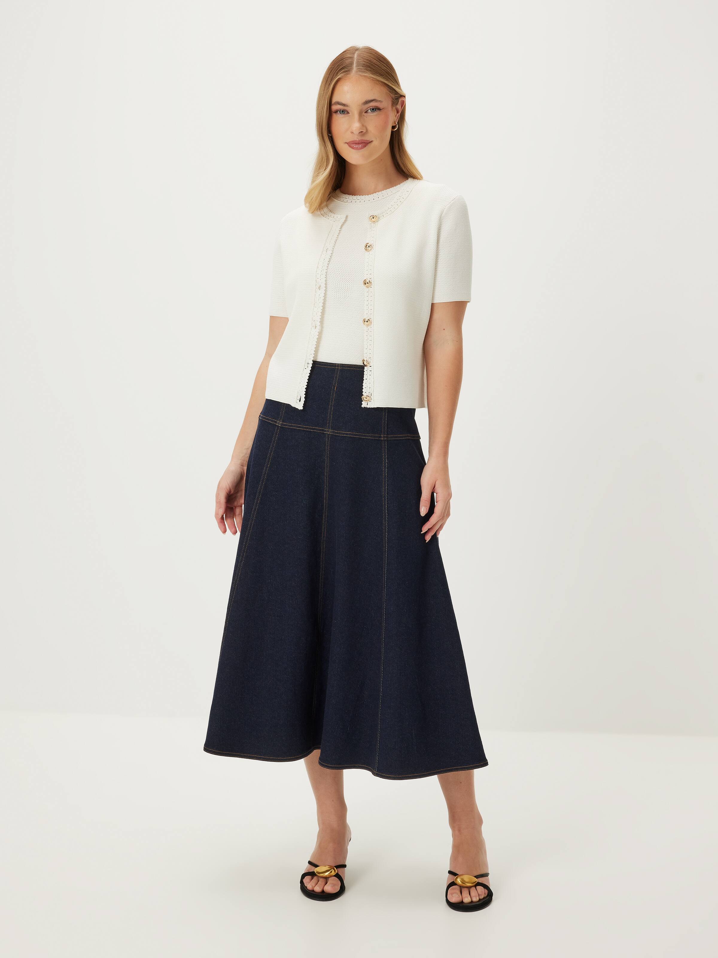 Bonnie Textured Sleeveles Knit