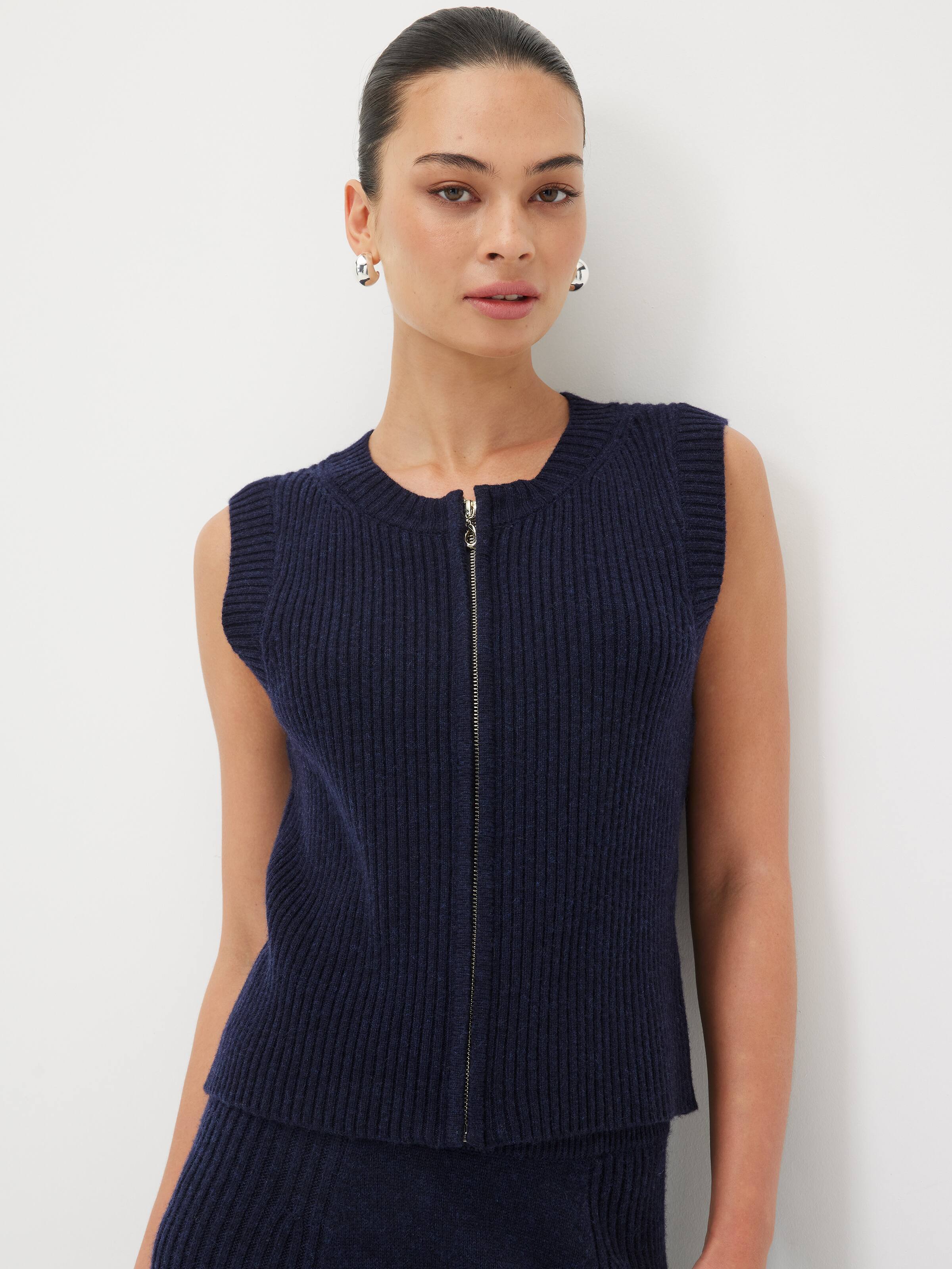 Liberty Ribbed Zip Through Vest