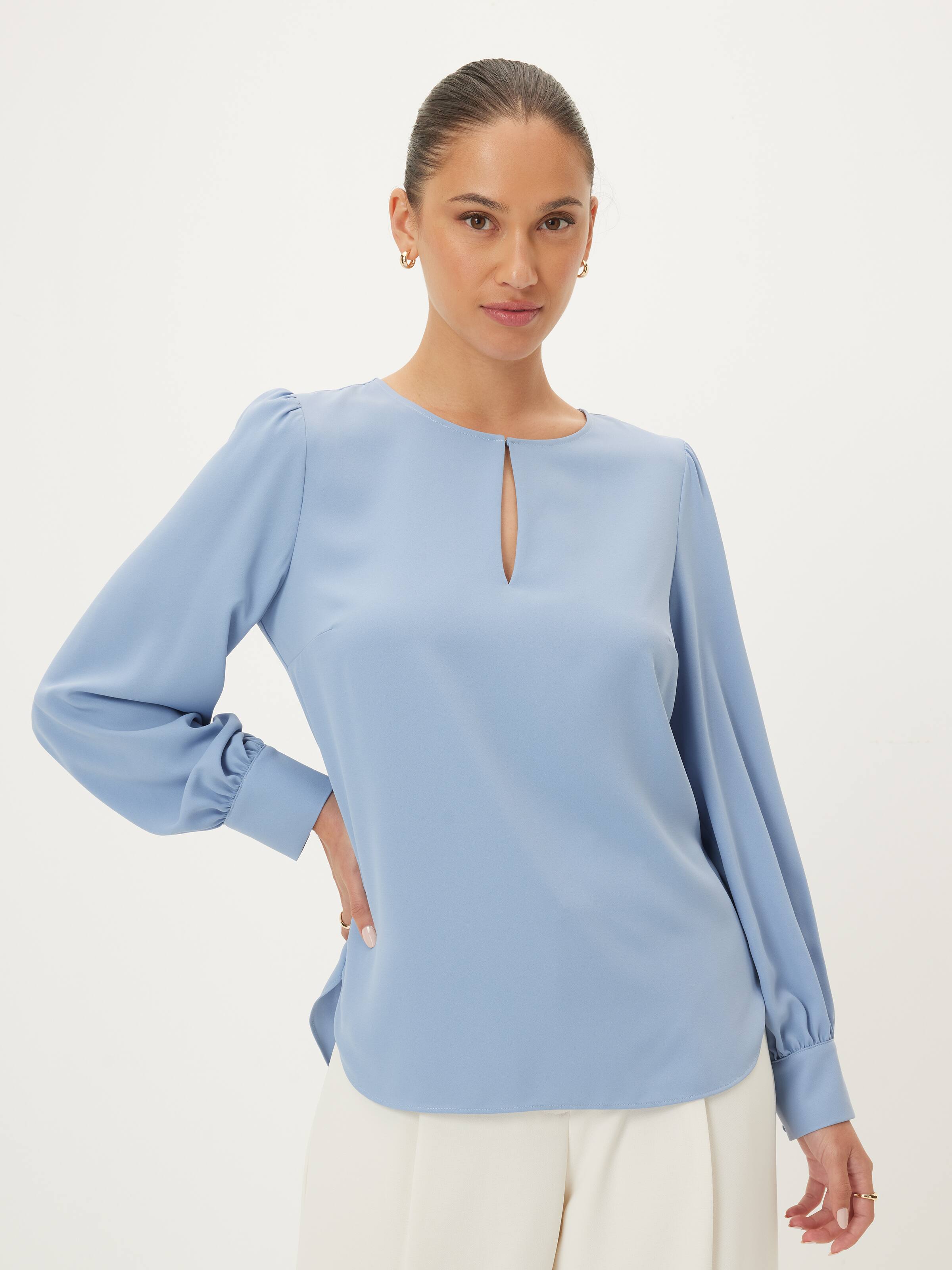 Seattle Long Sleeve Shell Top