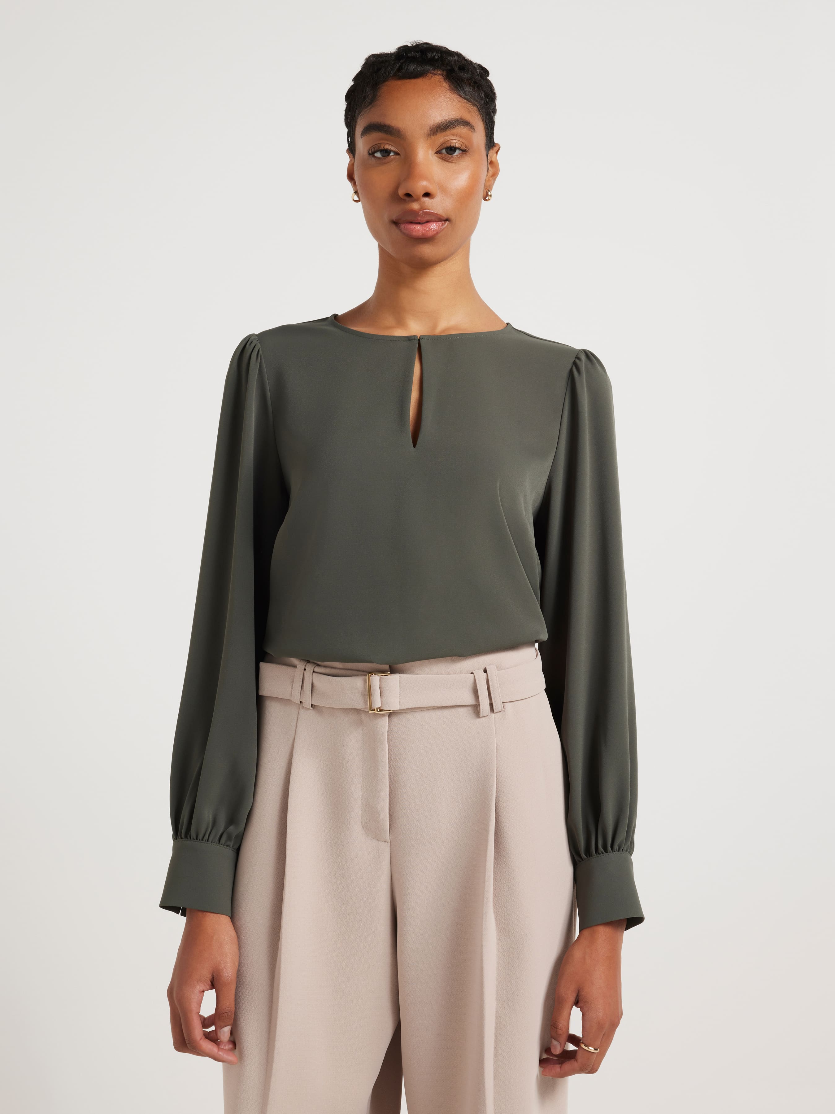 Seattle Long Sleeve Shell Top