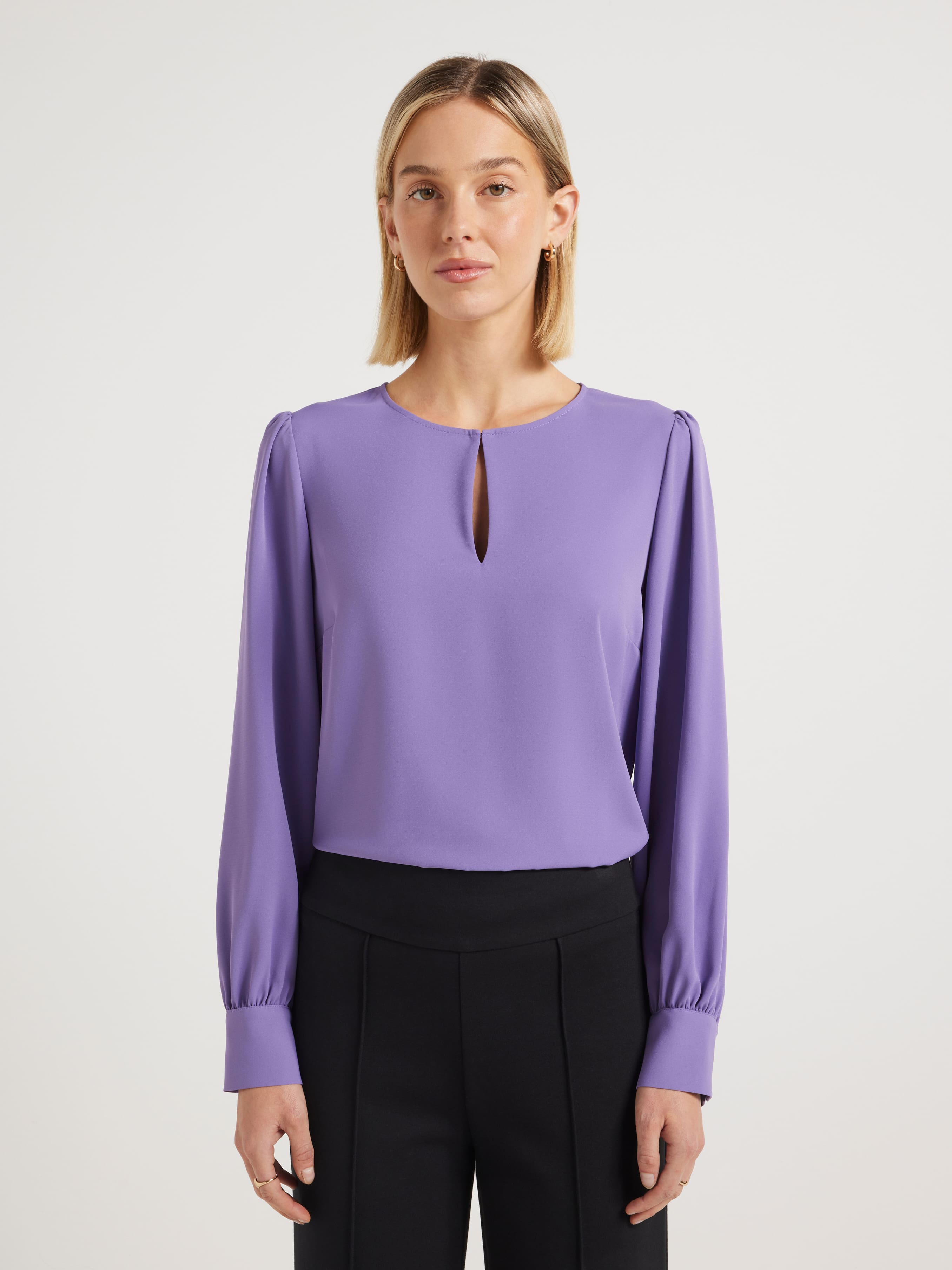 Seattle Long Sleeve Shell Top