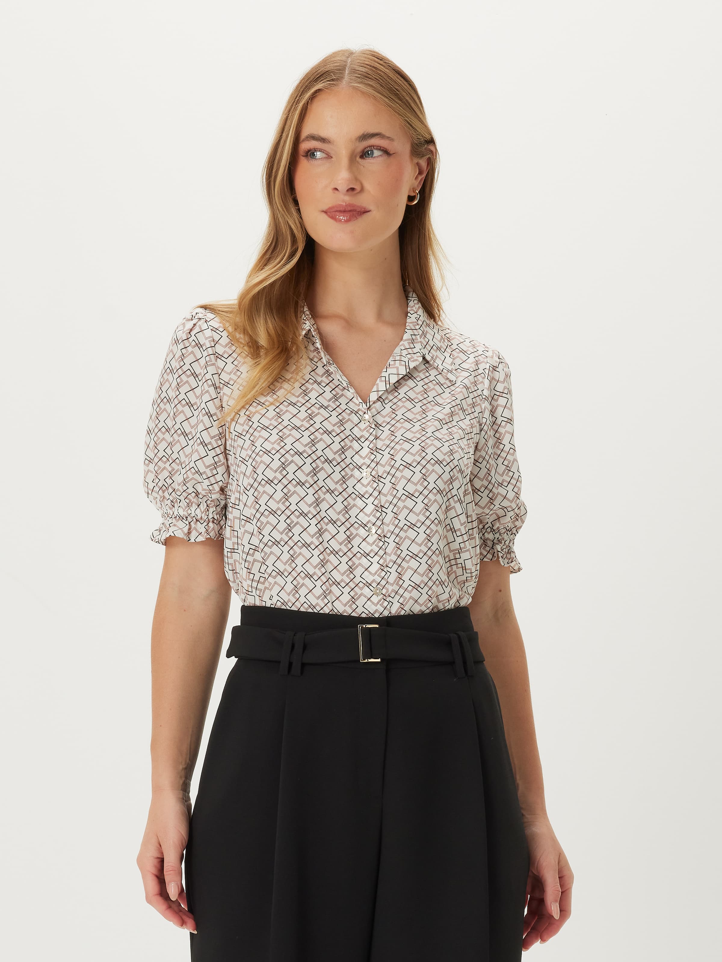 Cassidy Short Sleeve Shirt