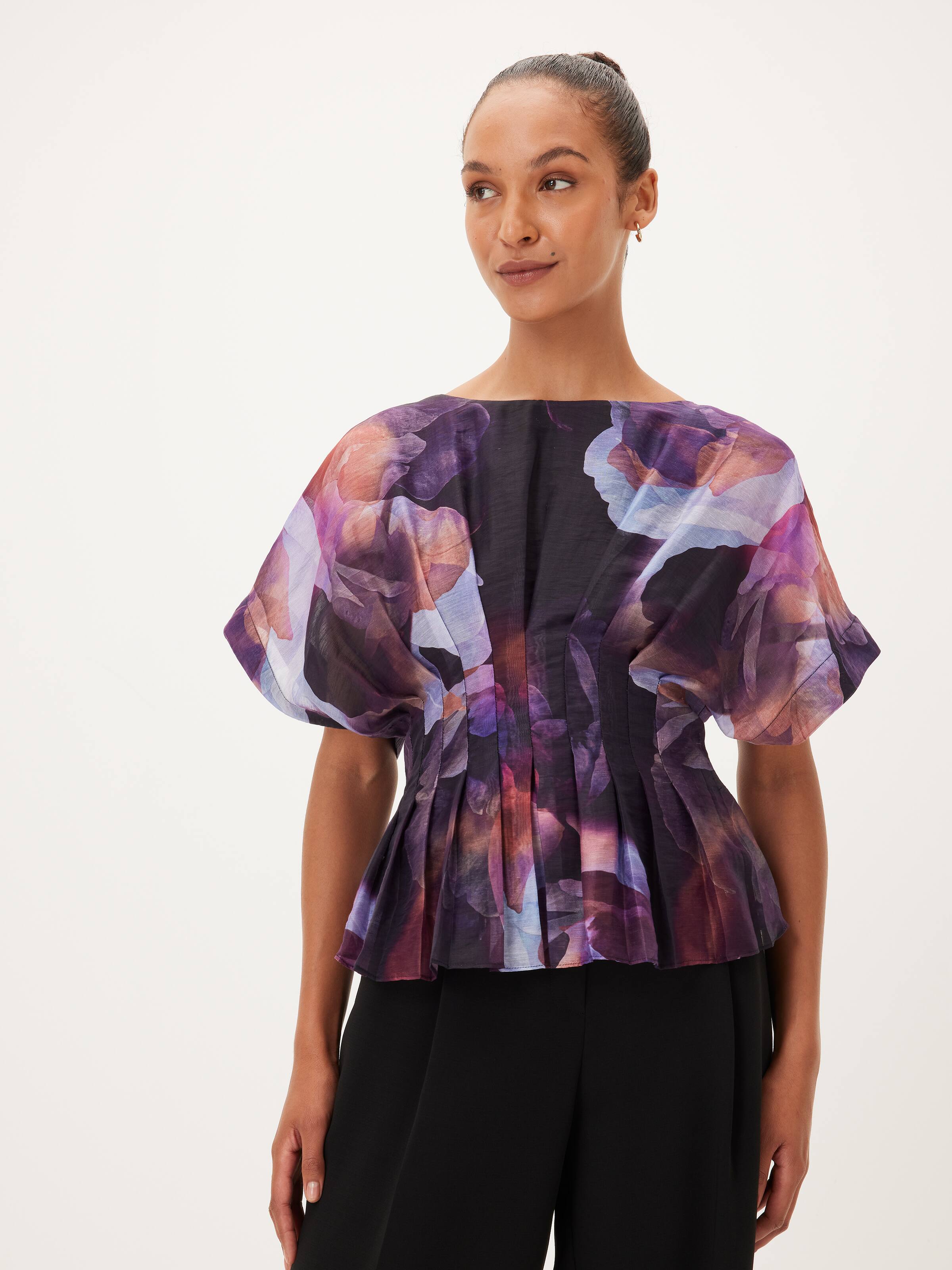 Molly Cinch Waist Top