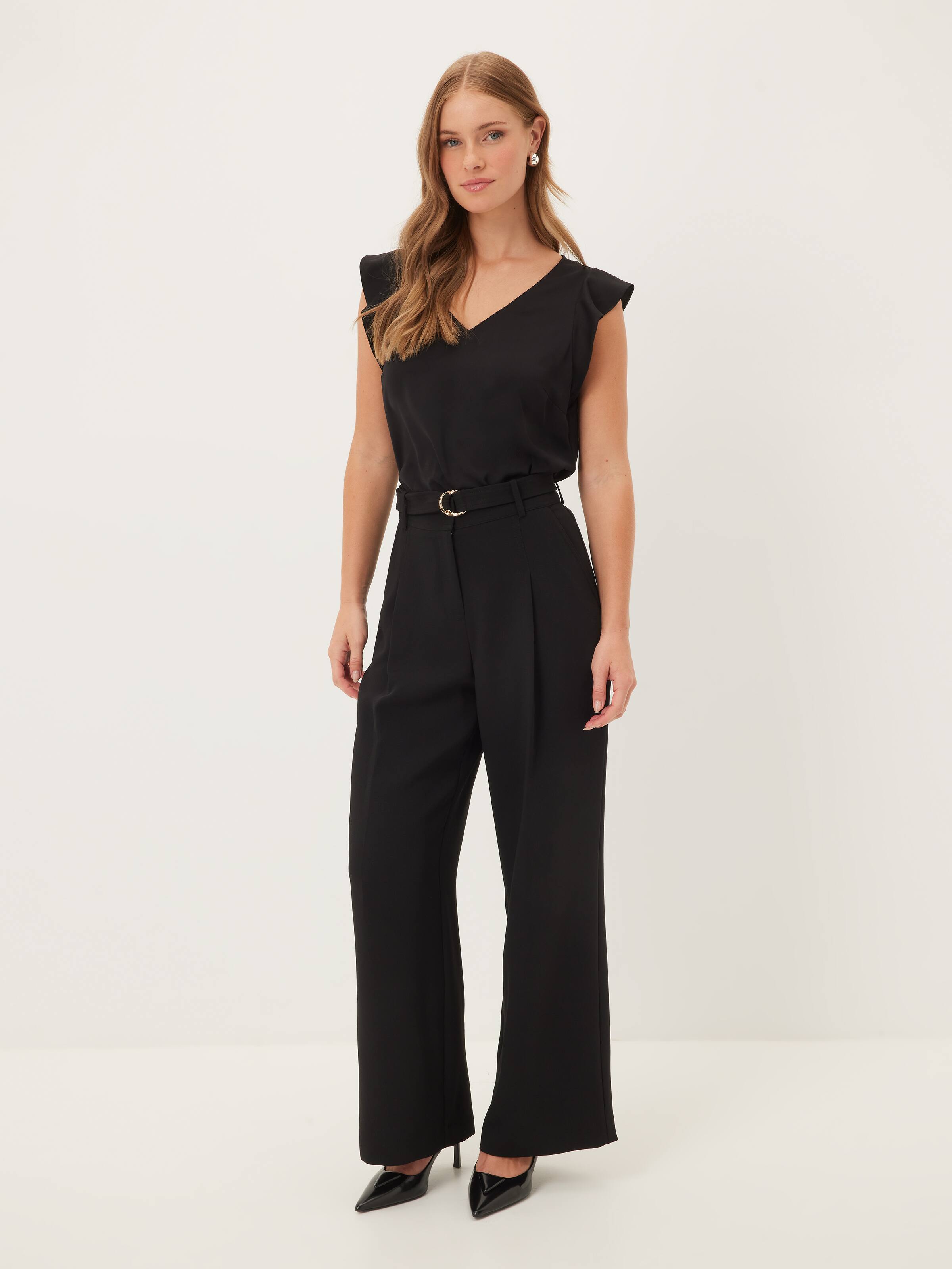 Carrie Core V-Neck Top