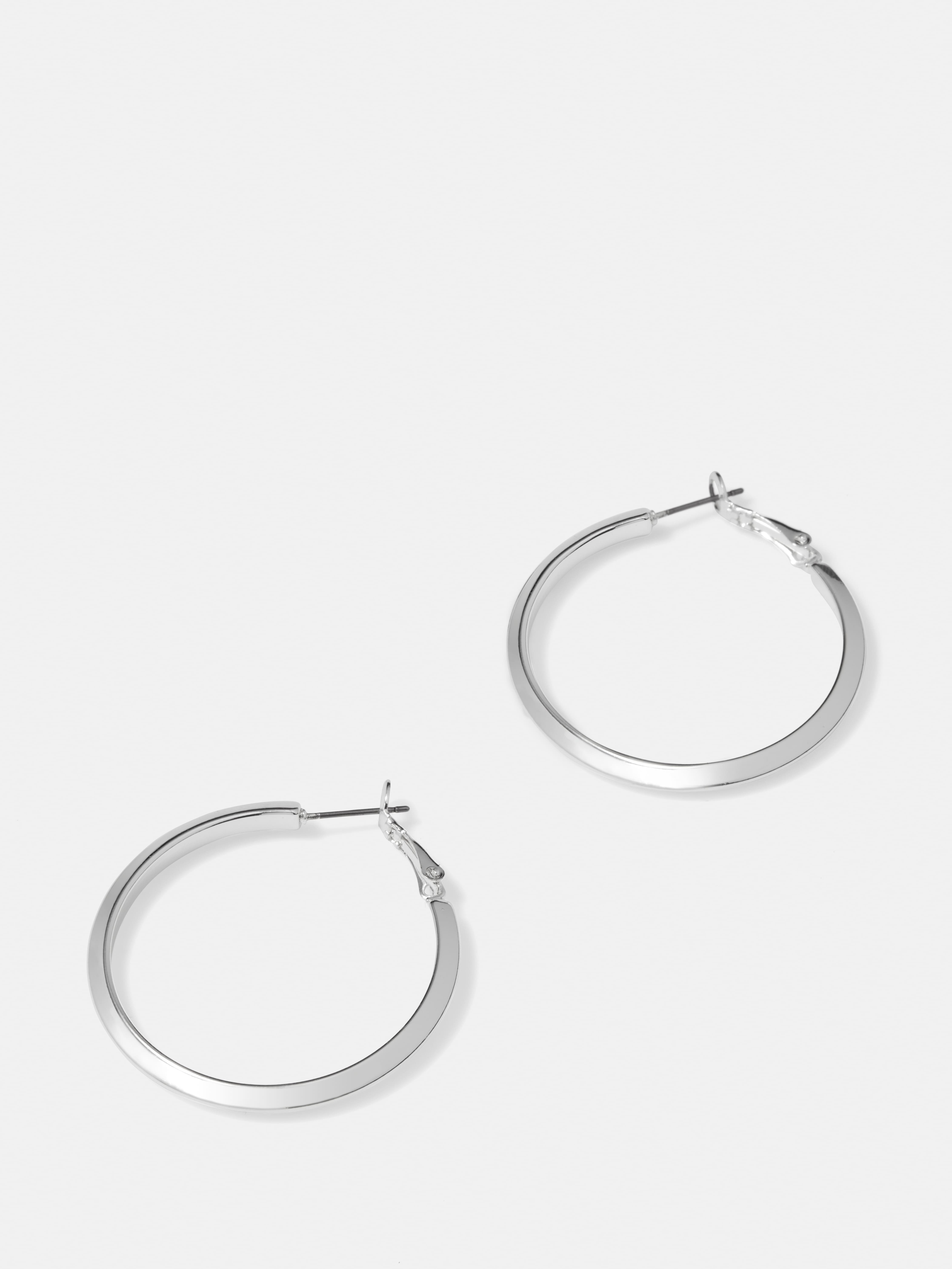 Elsa Clean Edge Hoop                                                                                                            