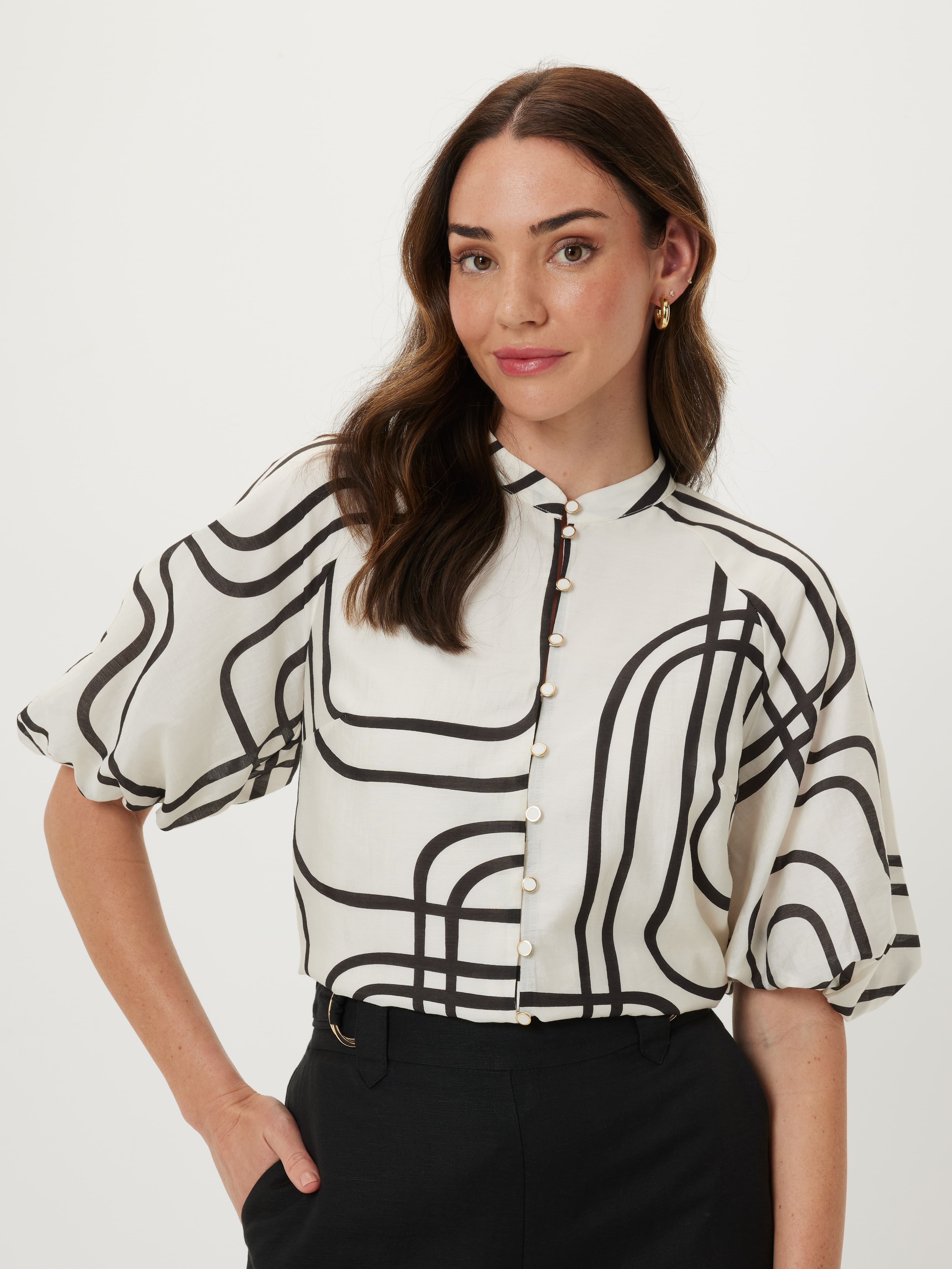 Lydia Blouse                                                                                                                    